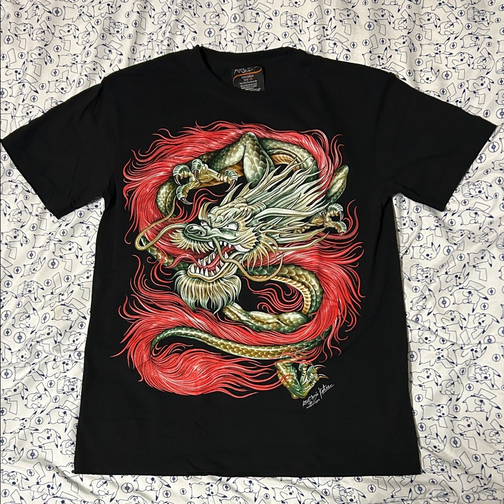 NEAR NEW | Double Sided Chinese Dragon Textured Graphic Tee Shirt